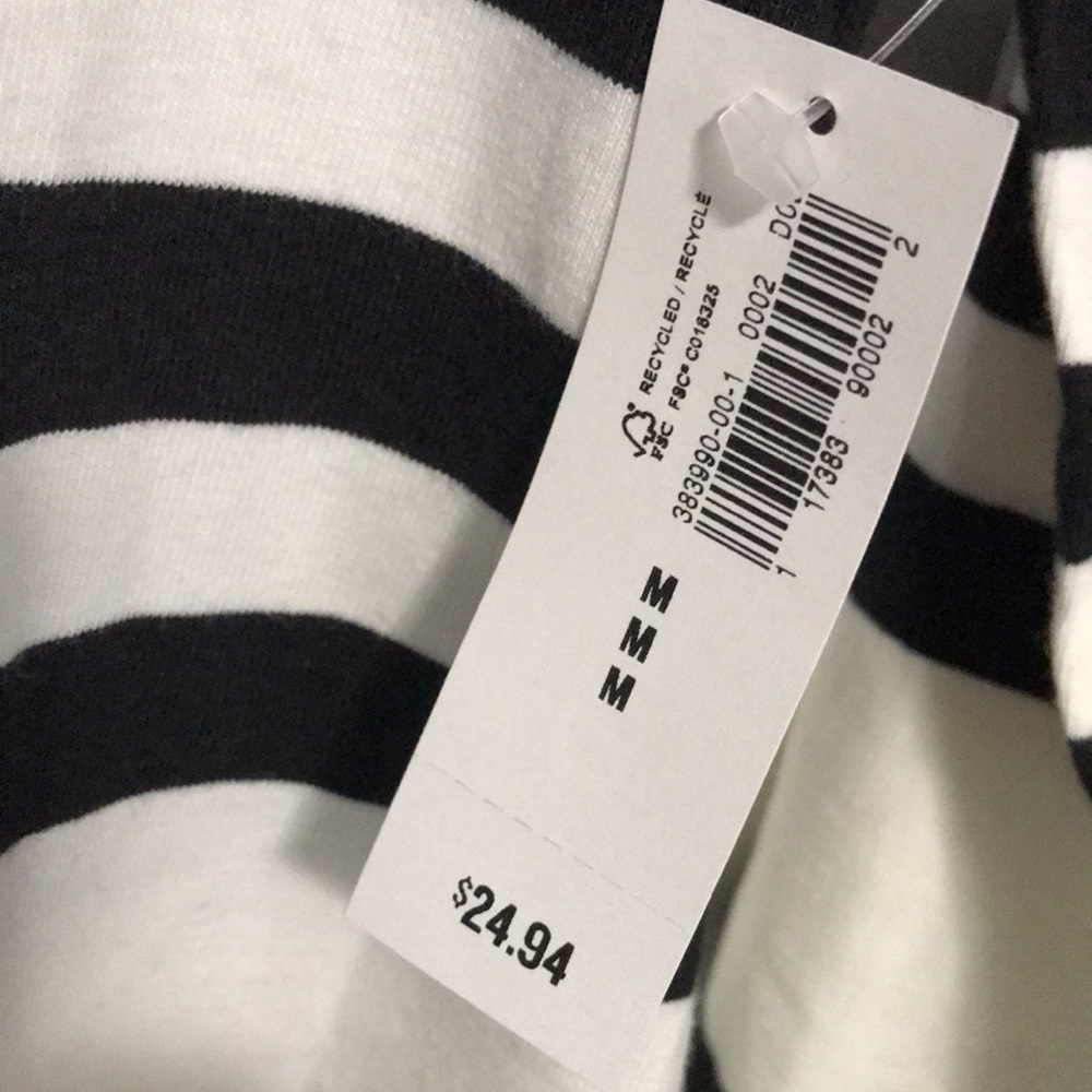 Old navy black and white stripe t shirt dress - Picture 5 of 5